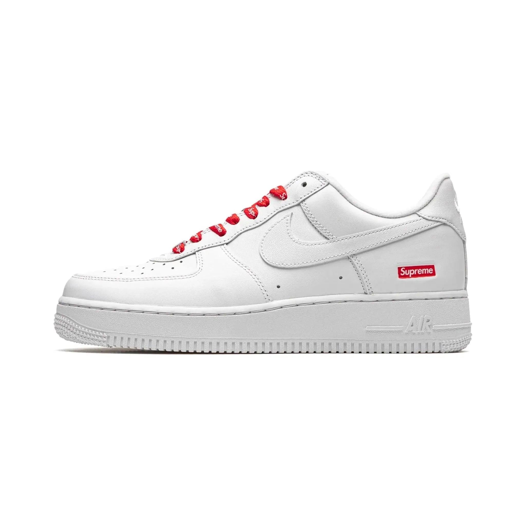 Nike Air Force 1 Low - Supreme White – Lisabona Streetwear Nike Air Force 1 Low - Supreme White – Lisabona Streetwear