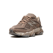 New Balance 9060 - Mushroom Timberwolf