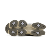 New Balance 9060 - Pearl Grey Linen