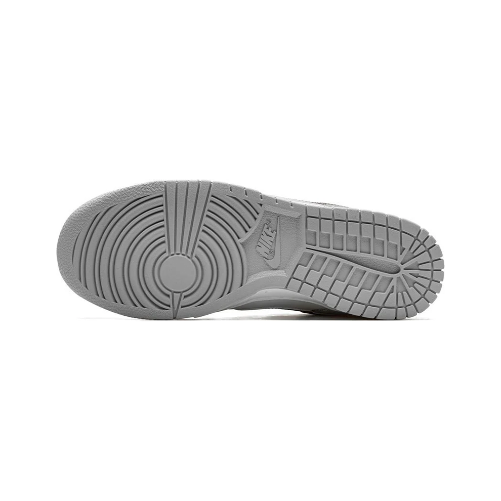 Nike Dunk Low - Lottery Grey