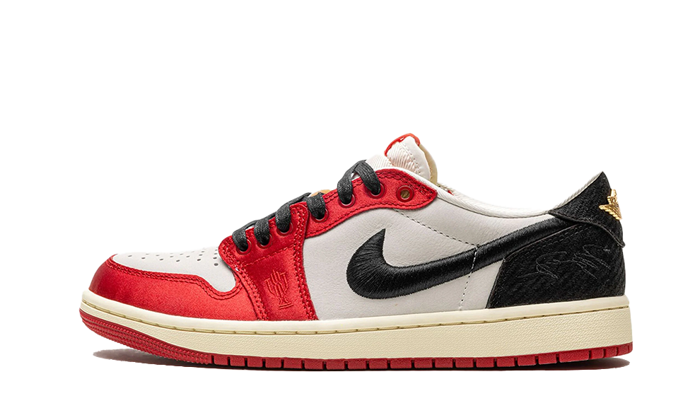 airjordan1lowogtrophyroom_af848708-79fa-40e3-91c9-1086fabc8760.png