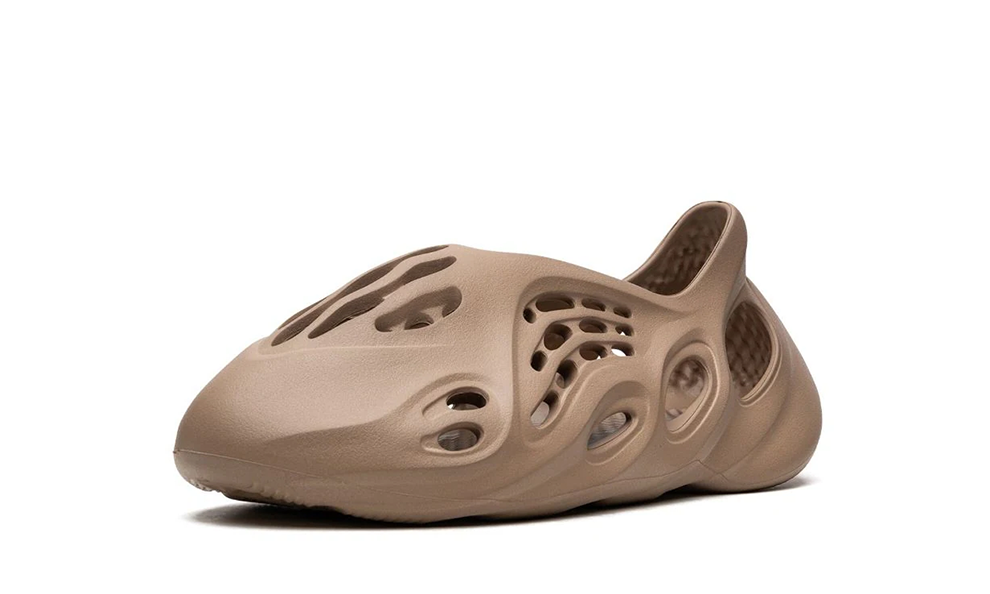 foamclaytaupe2_c897ecfb-fc93-4f86-bdda-4fc402dbd9fe.png