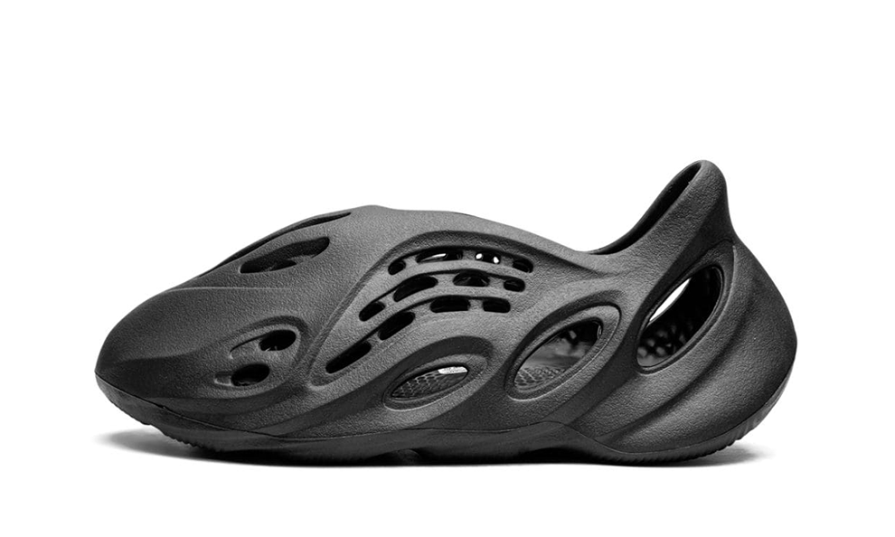 foamonyx1_055926d1-af2e-4225-baf6-470cc68b3093.png