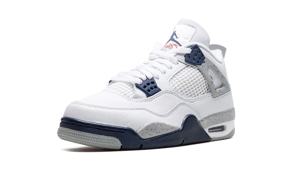 jordan4midnightnavy2_1eb604a2-b5b3-4263-98ab-4716d22efacd.png