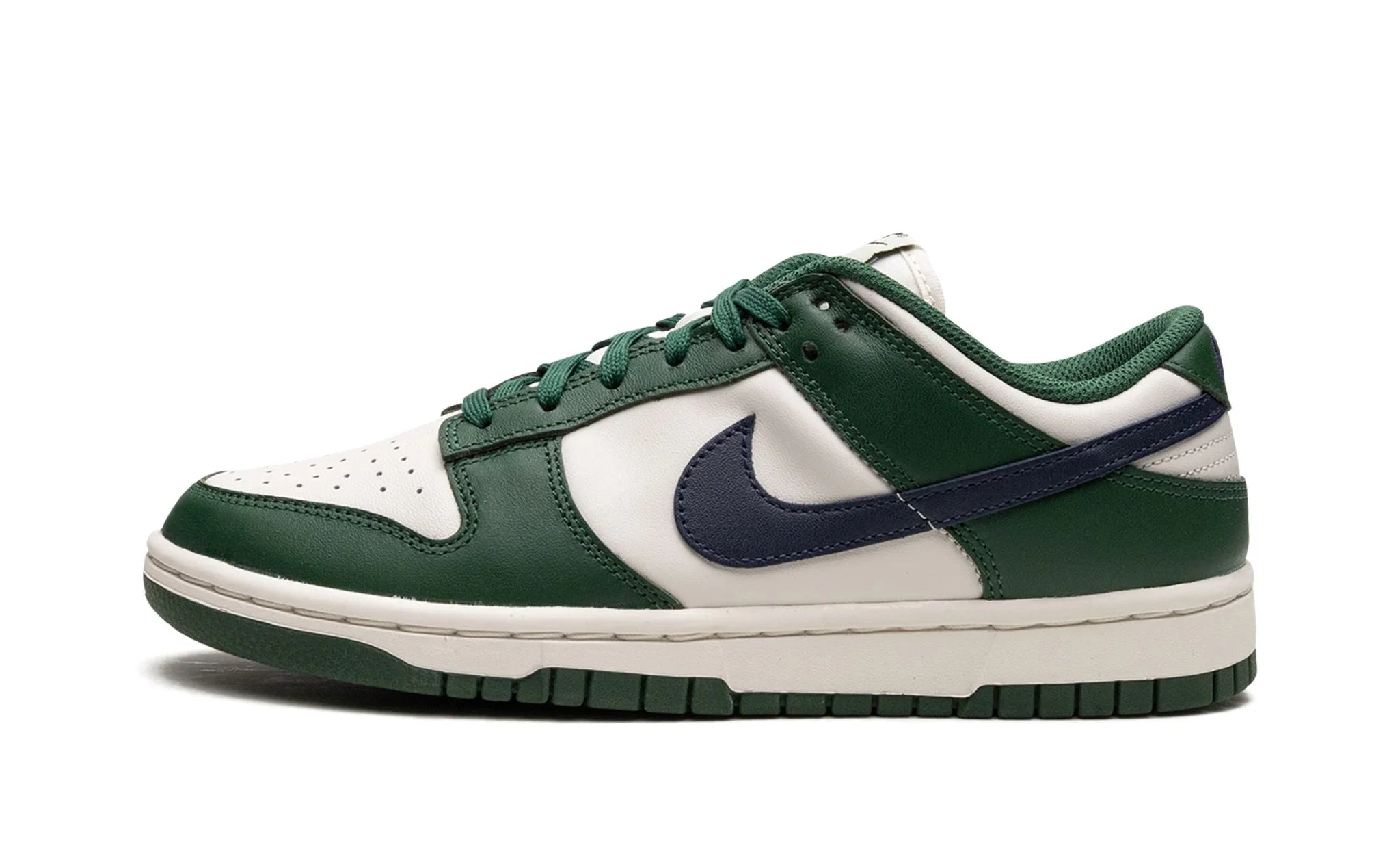 nike-nike-dunk-low-wmns-gorge-green_20210689_45667423_2048_d52ee7ea-8a12-48ae-b4cb-a1c4b2f4d717.webp